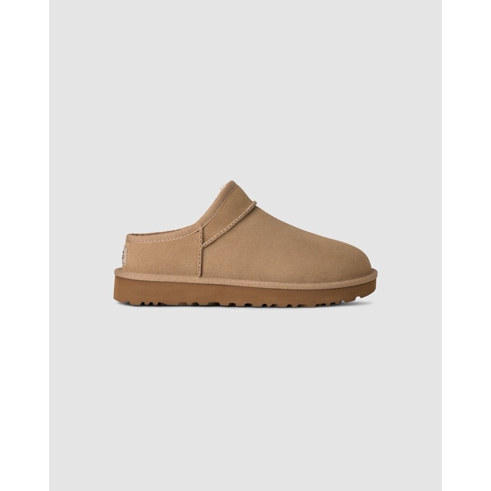 UGG Classic Slipper Womens 7 Sand Beige Tan Uggplush Slip On Platform EU 38 NIB